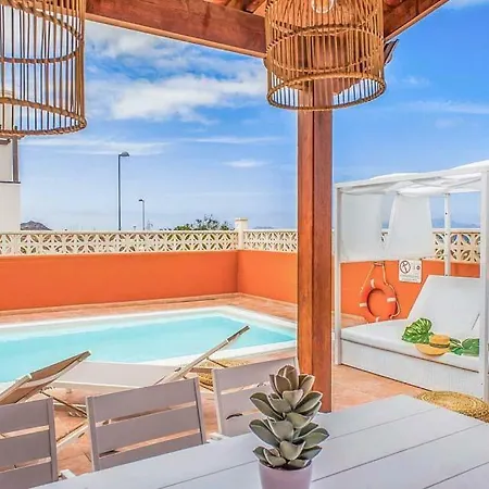 Sleeps 10 Pool Wifi * Corralejo